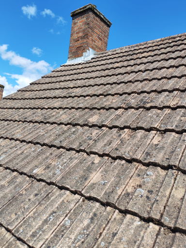Roof Moss Removal In Croft Leicestershire 03 Medium